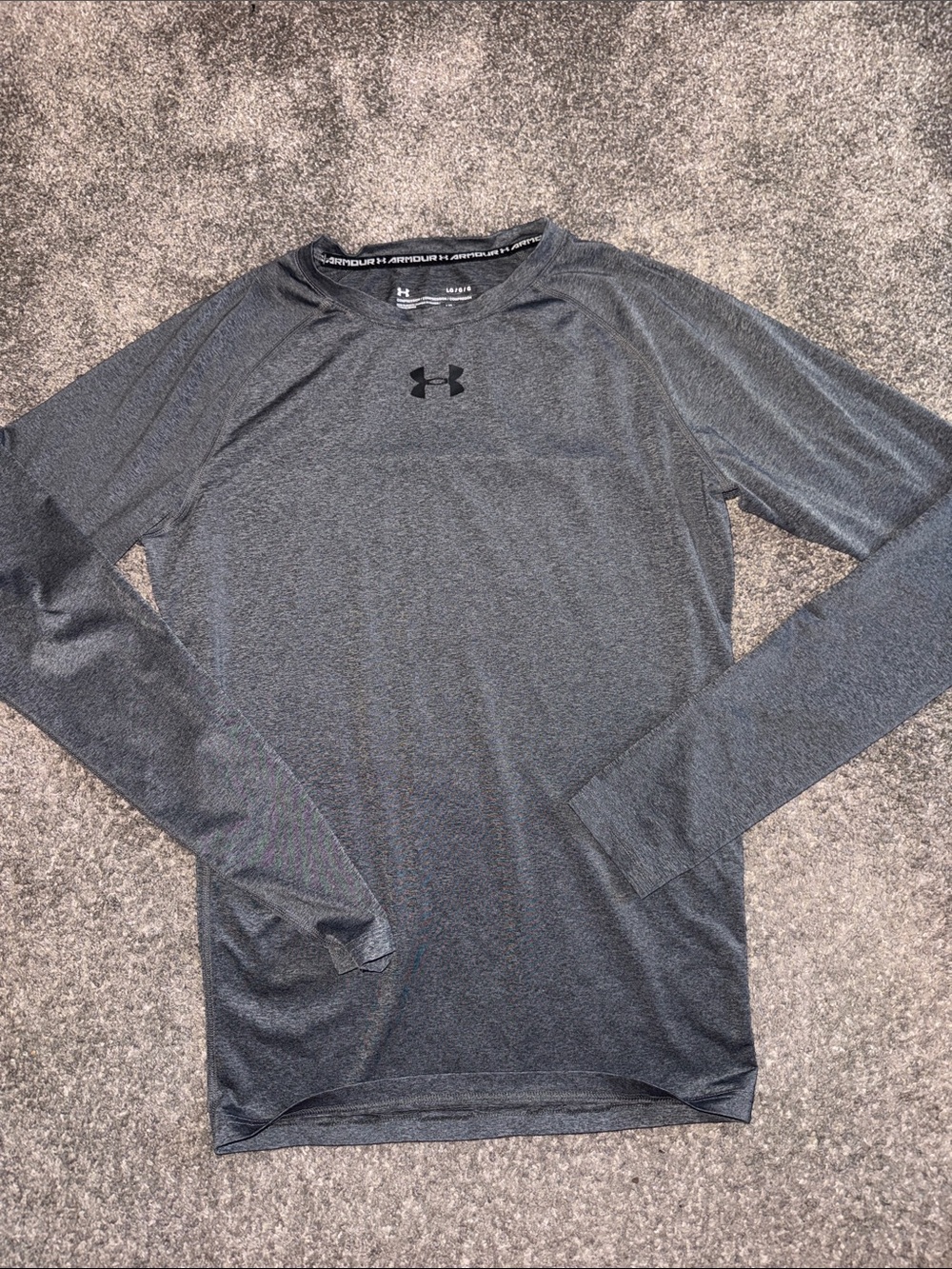 Under Armour Men's Long Sleeve HeatGear Shirt - Charcoal Gray